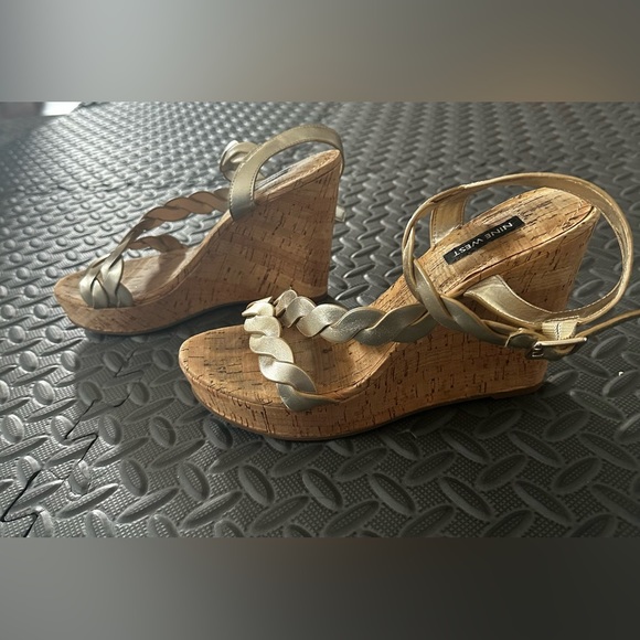 Nine West Cork Wedge Golden Strappy Sandals - Picture 2 of 6